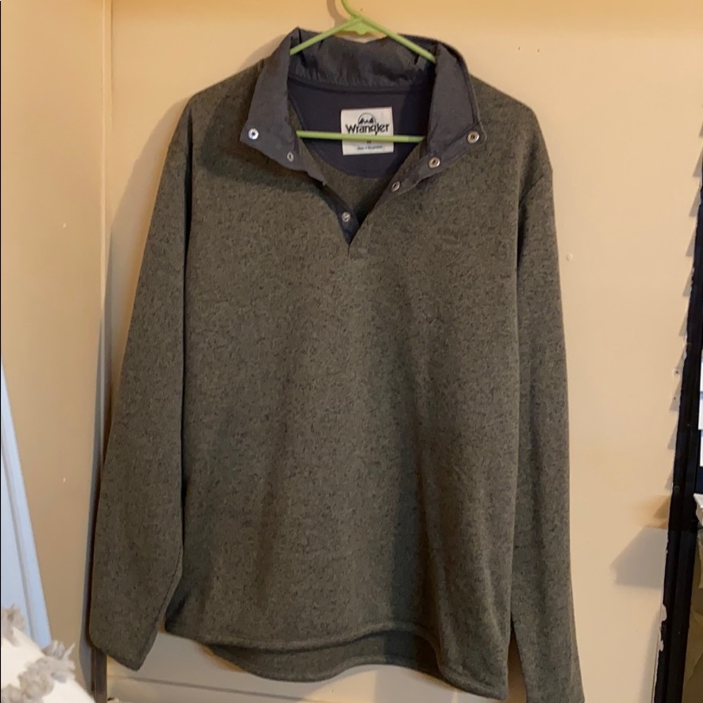 Men’s wrangler pullover